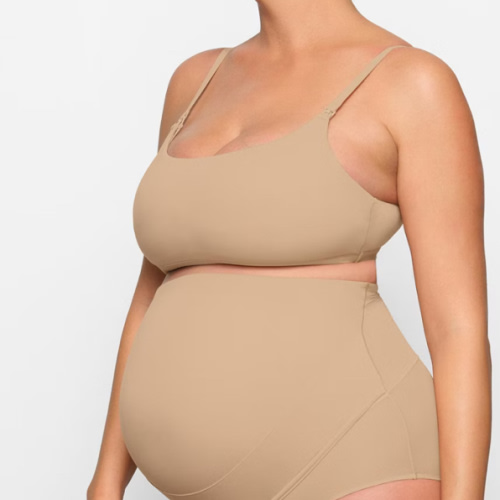 SKIMS - FITS EVERYBODY MATERNITY NURSING SCOOP BRALETTE | CLAY