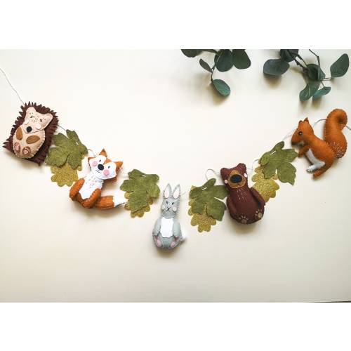 Woodland animal garland, Forrest garland, fox nursery decor, woodland theme bedroom, bear kids decor, felt squirrel.