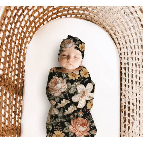 GARDEN BLACK Floral Swaddle Blanket Newborn Baby Girl Coming Home Outfit Flower Baby Shower Gift Hospital Photo Outfit Autumn