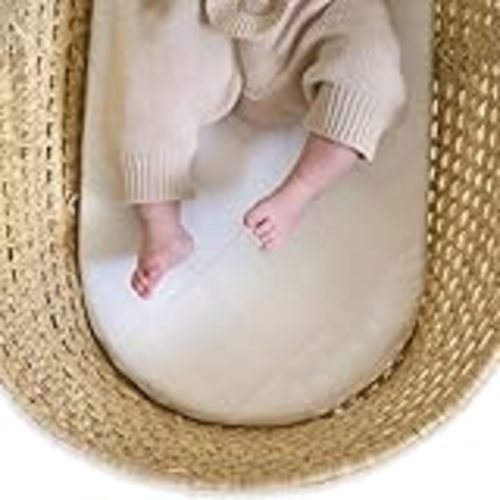 Baby Changing Basket with Foam Pad | FREE Luxury Waterproof Diaper Pad & Soft Quilted Liner | Handmade Seagrass Newborn Wicker Basket by Nouella : Amazon.co.uk: Baby Products