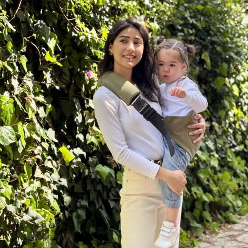 Organic Cotton Baby Carrier Toddler Sling, Canadian Design , Infant, Baby Shower, Cozy Gifts for New Mom , Hip Carrier, Easy to Use