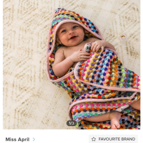 Pompom Hooded Baby Towel