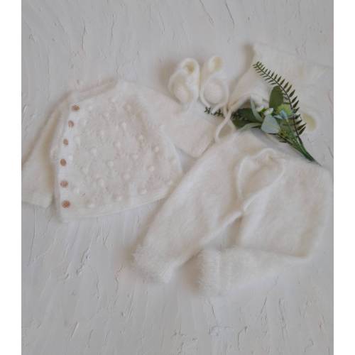 Knitted baby clothes ,newborn Coming home outfit, gender neutral, newborn knit outfits, newborn sweater set , hospital outfit, new baby gift