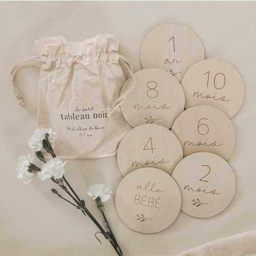 Pastilles de bois script - Bois étape pour bébé, bois étape pour grossesse, rond de bois bébé, cadeau maman, cadeau grossesse, cadeau Shower