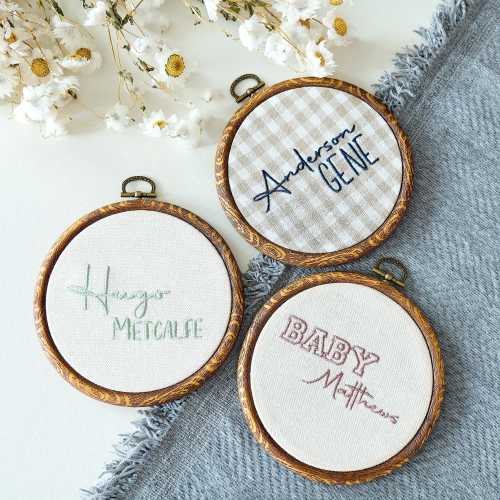 Embroidered Baby Name Sign, Newborn Name Plate for Hospital, Custom Baby Name Announcement Sign, Newborn Gifts, Baby Carriage/Nursery Decor