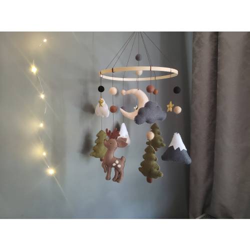 Deer baby mobile,forest crib mobile,woodland nursery mobile, woodland animals,mountain mobile