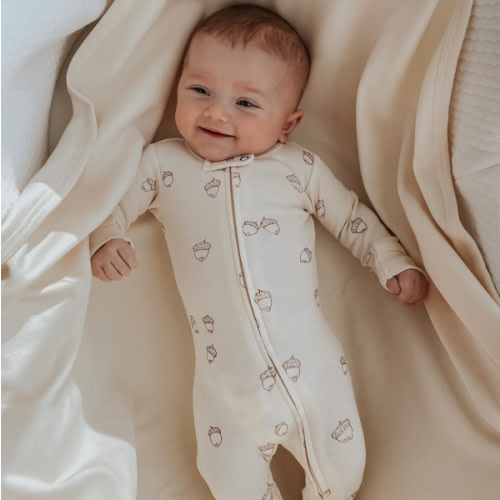 Organic Zipper Baby Footie in Buttercream Acorn – L'ovedbaby
