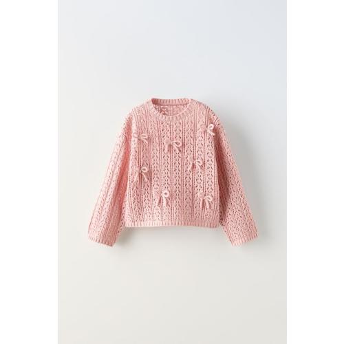 CROCHET BOW SWEATER