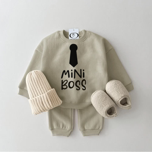 MINI BOSS Baby Bowtie Sweatsuit 2-piece Set