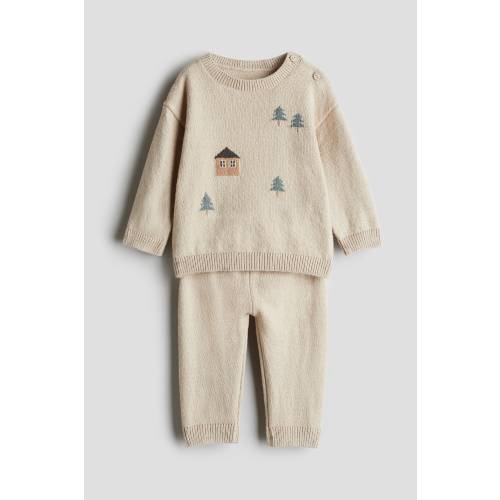 2-PIECE KNIT SET