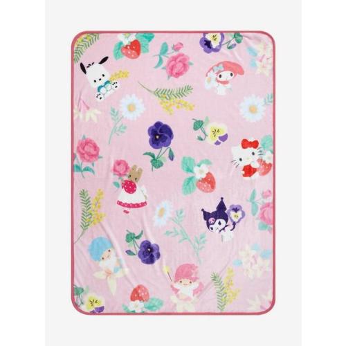 Sanrio Hello Kitty and Friends Floral Allover Print Throw