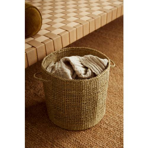 STRAW STORAGE BASKET