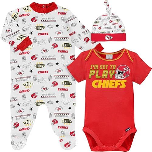 Gerber Unisex Baby NFL Team Footed Sleep and Play and Bodysuit Gift Set
