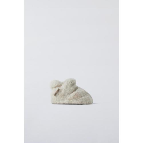 FAUX FUR SLIPPERS
