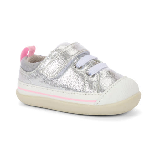 Stevie (First Walker) Silver Shimmer | See Kai Run