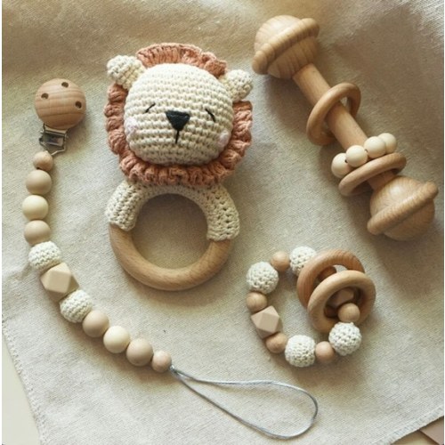 Baby Gift Set / 3 Piece Crochet Lion Baby Gift Set / Rattle - Etsy