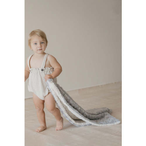 Super Cozy Grey Zig-Zag Fur Blanket