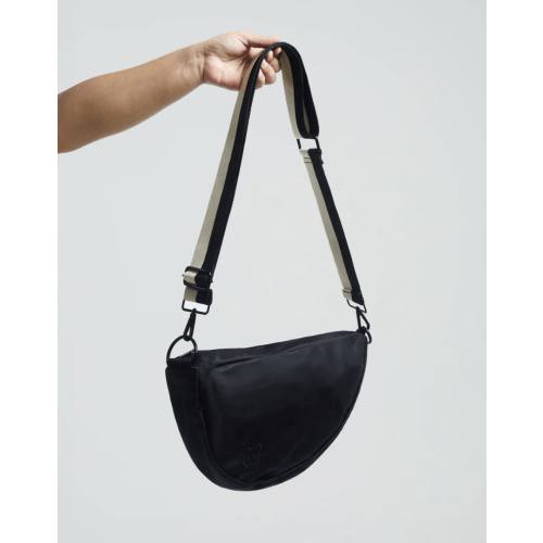 BLACK CROSSBODY BAG