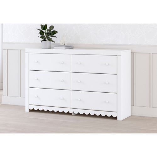 Mollviney White Six Drawer Dresser | Louisville Overstock Warehouse