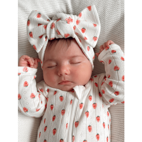 White Strawberry / Organic Pointelle Bow