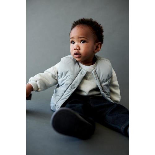 TEXTURED WOOL BLEND SOCKSNYLON PUFFER VESTDETAILSJEANS
