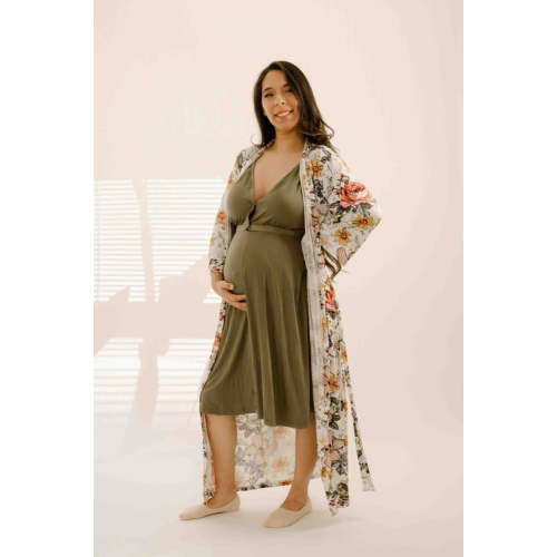 Amelia Labor & Postpartum Gown in Black – Lila