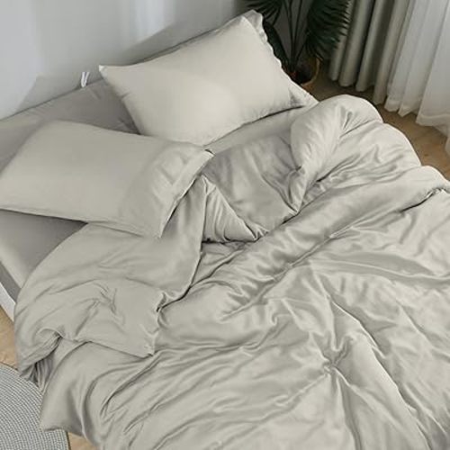 DOZ Sheet Set, 100% Viscose derived from Bamboo, Organically Grown, Buttery Soft, Cooling Sheets, High GSM, Deep Pockets - 3 Piece - 2 Pillowcases 1 Fitted Sheet (Fog, Queen)