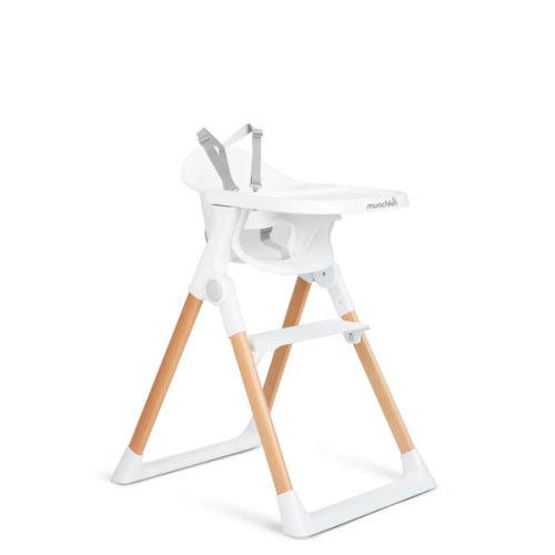 Float™ Foldable High Chair | Munchkin