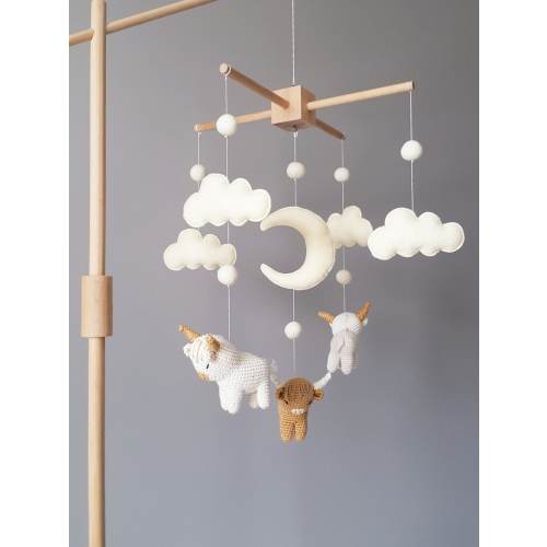 Baby Crib Mobile, Highland Cow Mobile, Crochet Mobile, Hochlandkuh Mobile, Gehäkeltes Nursery Decor