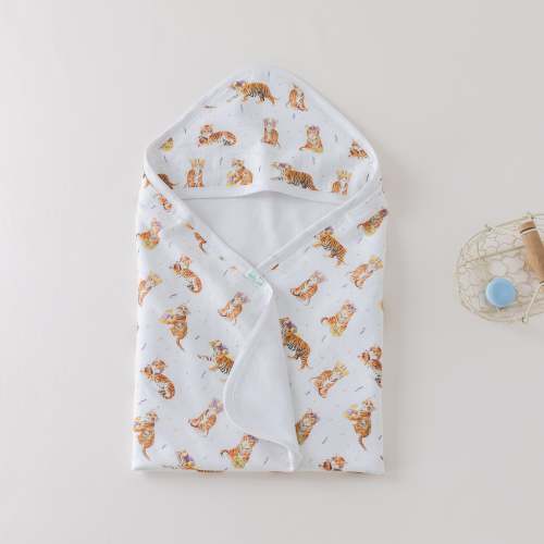 MVC: Louisiana Tigers Hooded Bath Towel