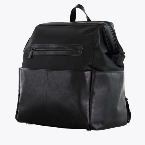 BÉIS 'The Diaper Backpack' in Black