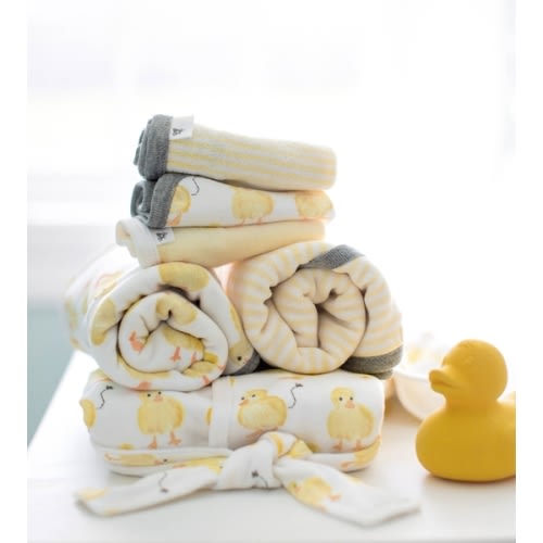 Little Ducks Baby Bath Time Gift Set | Burt's Bees Baby®