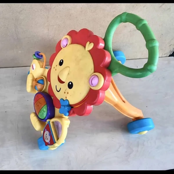 Fisher Price - Lion - Learn with Me Walker
