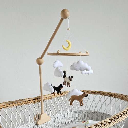 Custom Felt Dog Baby Mobile For Nursery Decor, Baby Shower&#39;s Gift, Gift for Dog Lovers, First time mom gift, Gifts for pregnant sister