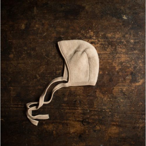 Piculet Baby Bonnet - Merino Wool Fleece - Sandstorm
