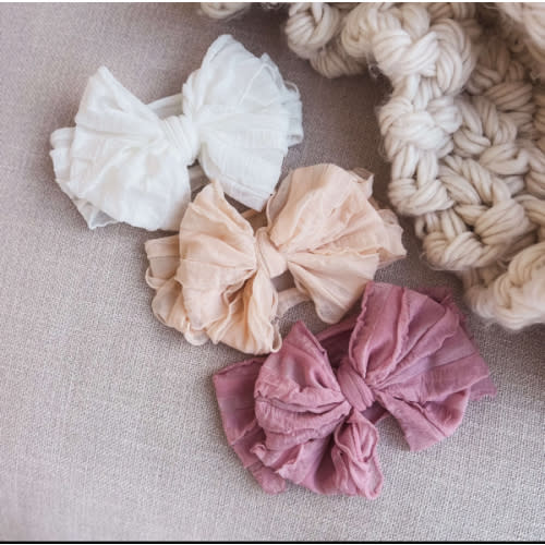 Large Ruffle Knit Bow