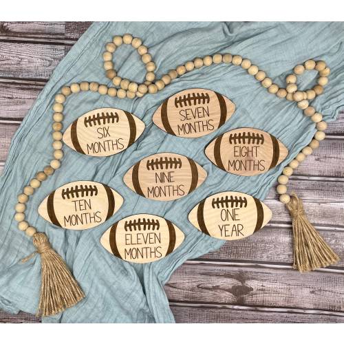 Football Milestone Signs/Infant Signs/Sports Theme Monthly Photo Props