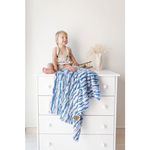 Cuddle Cookie Baby Wavey Faux Fur Blanket, 27 x 33 inches, in Gift Box (Blue)