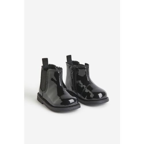 Warm-lined Chelsea Boots