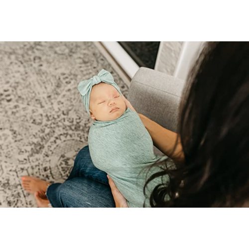 Samantha Vela and Dan Gutt's Baby Registry at Babylist