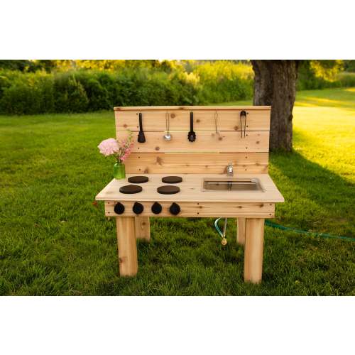 Cedar Mud Kitchen