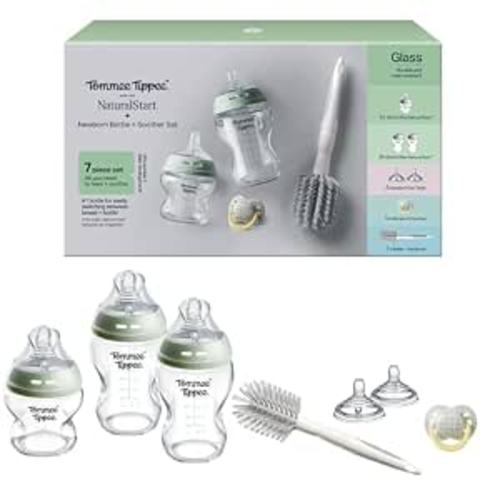 Tommee Tippee Natural Start Glass Newborn Starter Set, Anti-Colic, 0m+ | 5oz/150ml & 8.5oz/250ml Bottles, Slow & Medium Flow Breast-Like Nipples, Self-Sterilizing