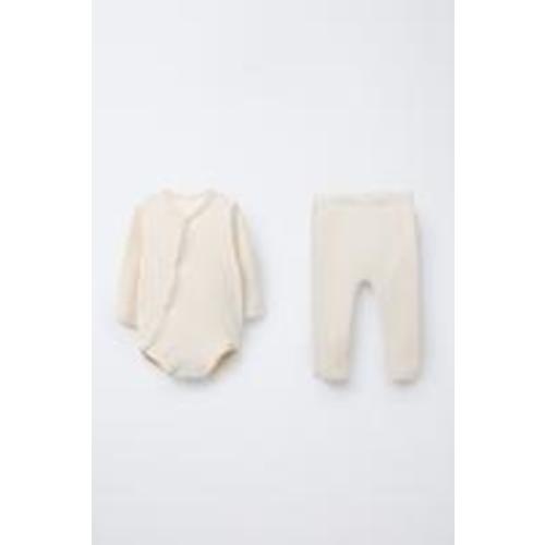 PACK OF WAFFLE WEAVE BODYSUIT AND LEGGINGS - Light ecru | ZARA United States