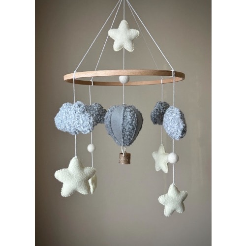 hot air balloon mobile/ felt Baby mobile Boy/ cloud mobile/ boucle crib mobile/ cloud mobile Nursery/ balloon mobile/ travel nursery decor