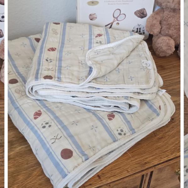 Big Kid Blanket 6 Layer Gauze QUILTED- Vintage Sports