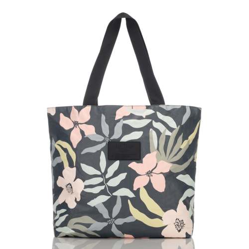 Day Tripper | Flora
