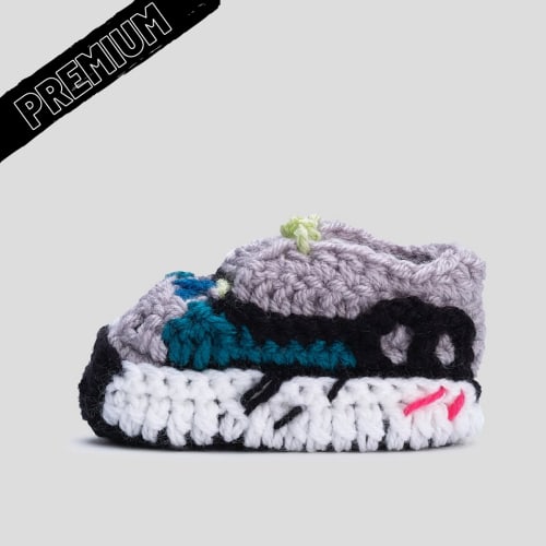 Baby Crochet Yzy Wave (Soft felt non-slip bottom & Shoe Box) – ItzzyBitzzy
