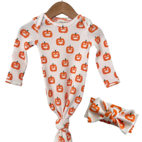 Organic Waffle Knotted Gown & Bow Set, Jack-O-Lantern