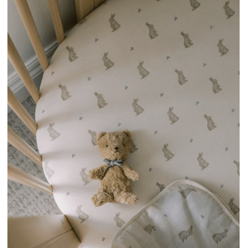 Print Organic Cotton Muslin Crib Sheet
Oilo in Bunny Print