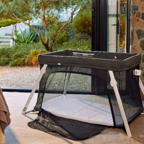 Lotus Travel Crib
